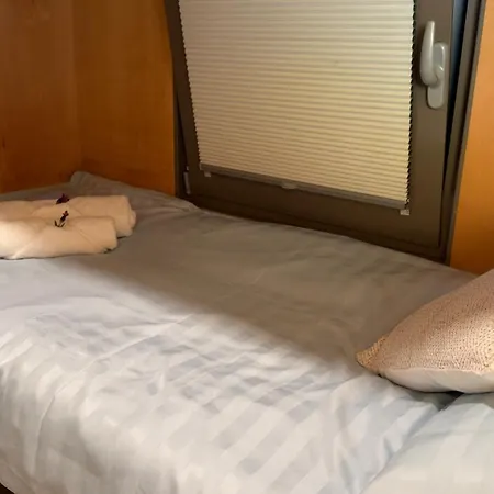 Happyplace - Kolpa Premiummobilehome Метлика